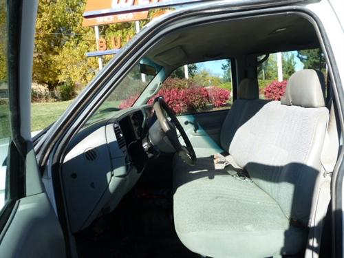 GMC Sierra 2000 photo 3