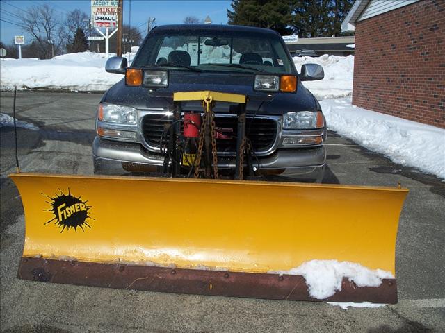 GMC Sierra 2000 photo 1