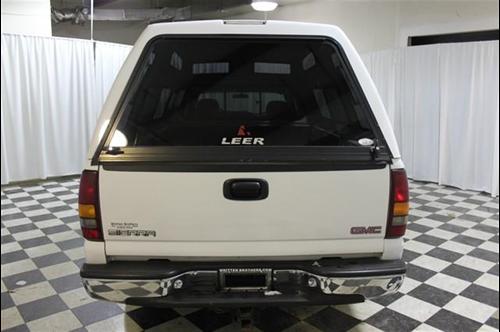 GMC Sierra 2000 photo 3