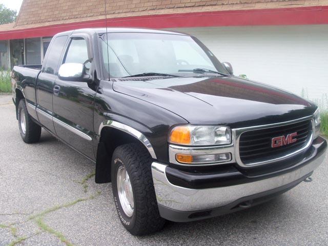 GMC Sierra 4dr PZEV Pickup