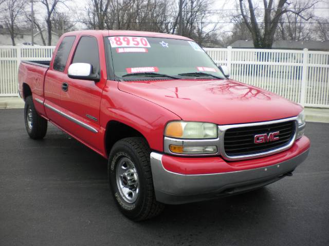 GMC Sierra 2000 photo 1
