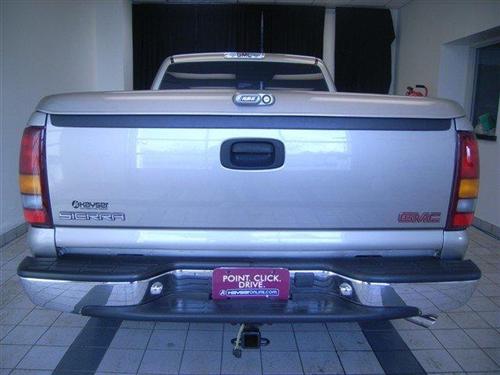 GMC Sierra 2000 photo 1