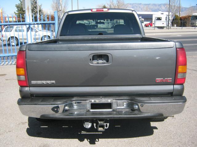 GMC Sierra 2000 photo 3