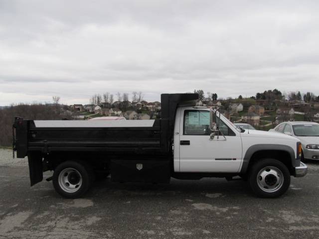 GMC Sierra 2000 photo 1