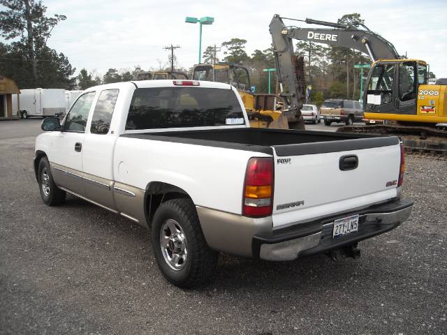GMC Sierra 2000 photo 2
