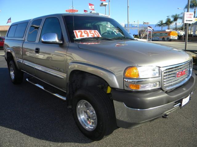 GMC Sierra 2001 photo 1