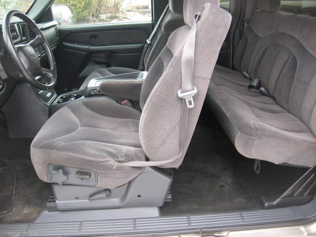 GMC Sierra 2001 photo 2