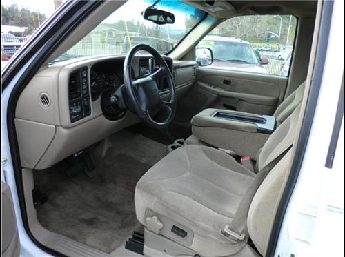 GMC Sierra 2001 photo 2