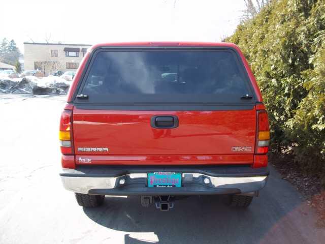GMC Sierra 2001 photo 2