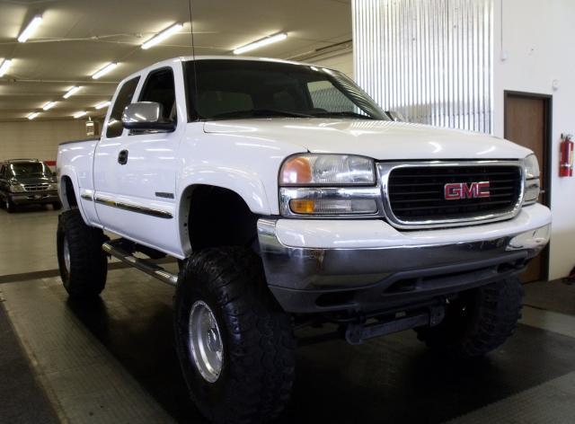 GMC Sierra 2001 photo 2