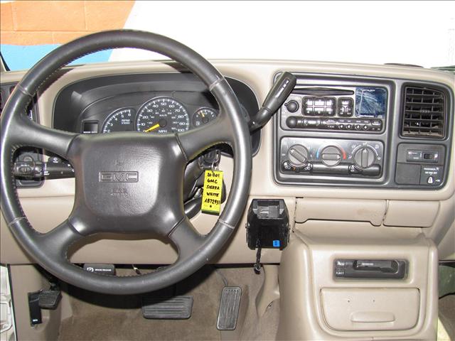 GMC Sierra 2001 photo 2