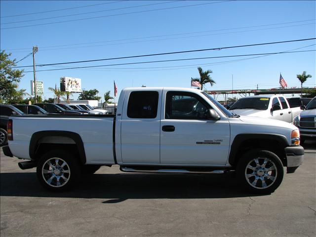 GMC Sierra 2001 photo 2