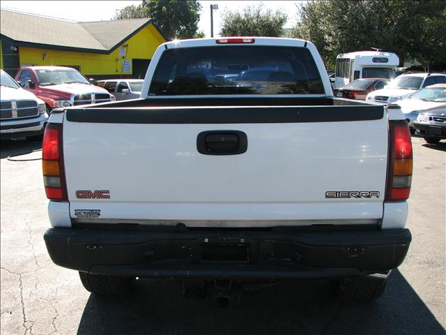 GMC Sierra 2001 photo 3