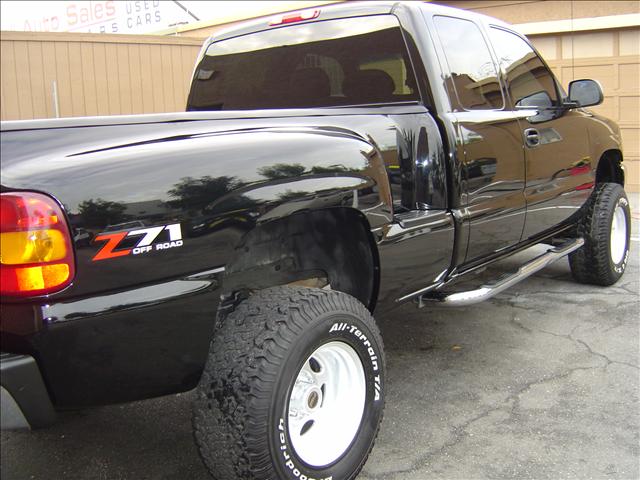 GMC Sierra 2001 photo 1
