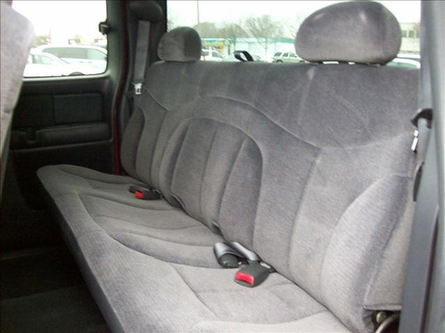 GMC Sierra 2001 photo 3