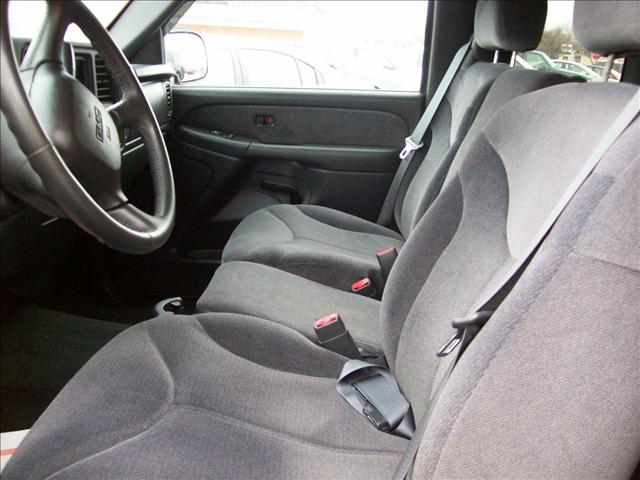 GMC Sierra 2001 photo 2