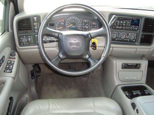 GMC Sierra 2001 photo 1
