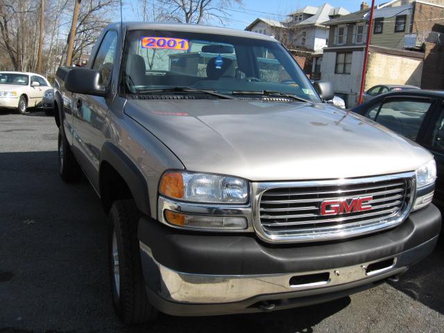 GMC Sierra 2001 photo 3