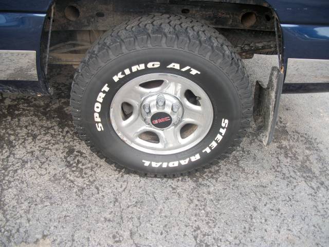 GMC Sierra 2001 photo 4