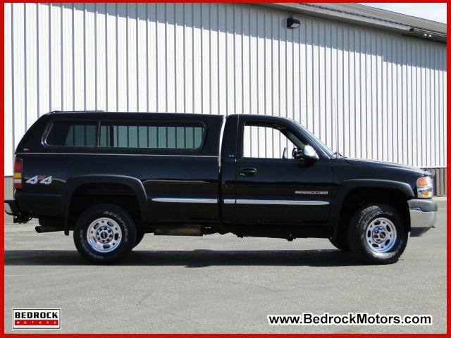 GMC Sierra 2002 photo 1