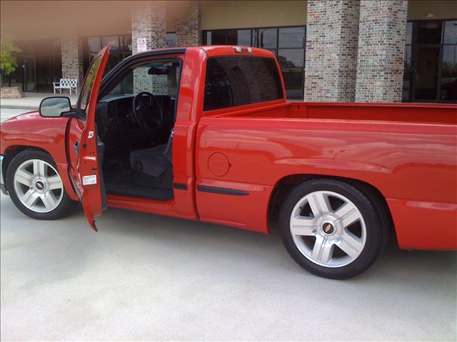GMC Sierra 2002 photo 2
