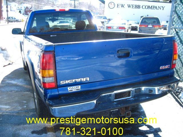 GMC Sierra 2003 photo 1
