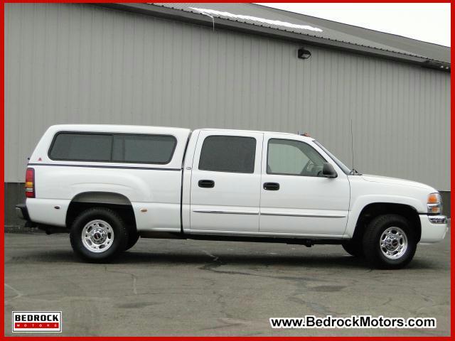 GMC Sierra 2003 photo 1
