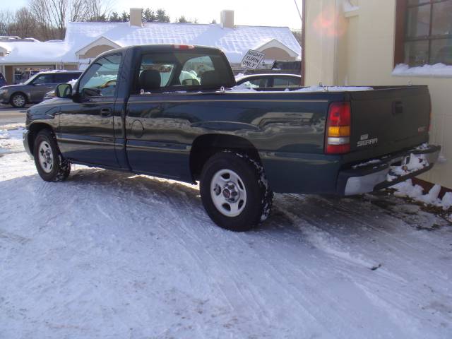 GMC Sierra 2003 photo 1