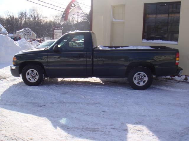 GMC Sierra 2003 photo 2