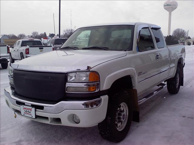 GMC Sierra 2003 photo 2