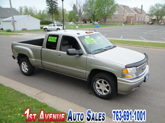 GMC Sierra EX Sedan 4D Pickup