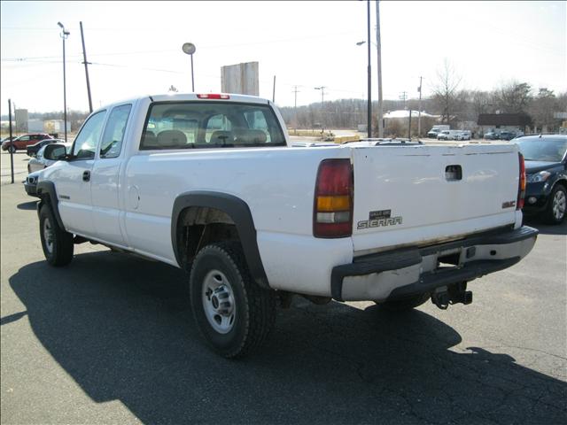 GMC Sierra V8 R-design Pickup