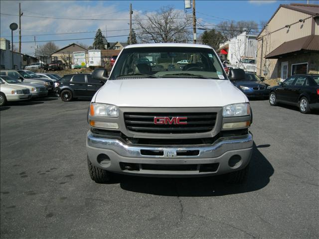 GMC Sierra 2003 photo 3