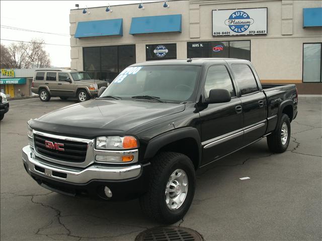 GMC Sierra 2003 photo 1