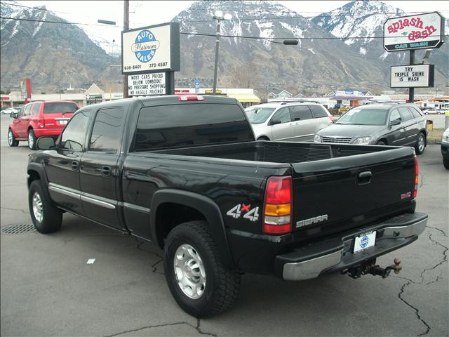 GMC Sierra 2003 photo 2