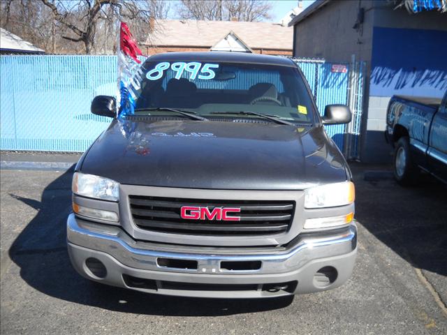 GMC Sierra 2003 photo 1