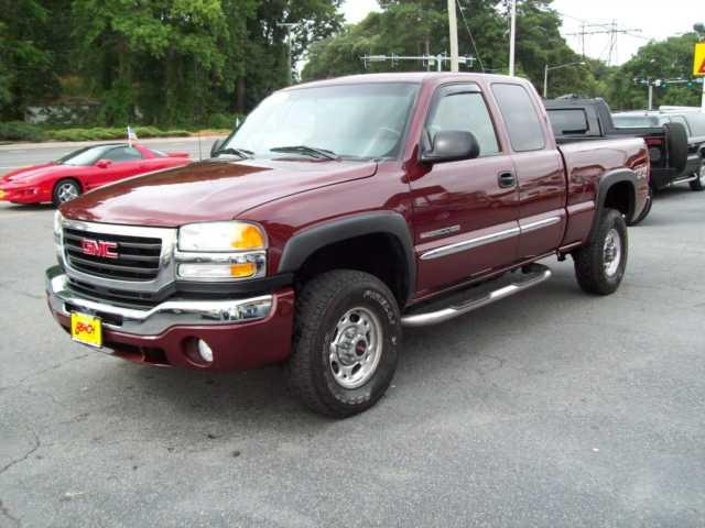 GMC Sierra 2003 photo 1