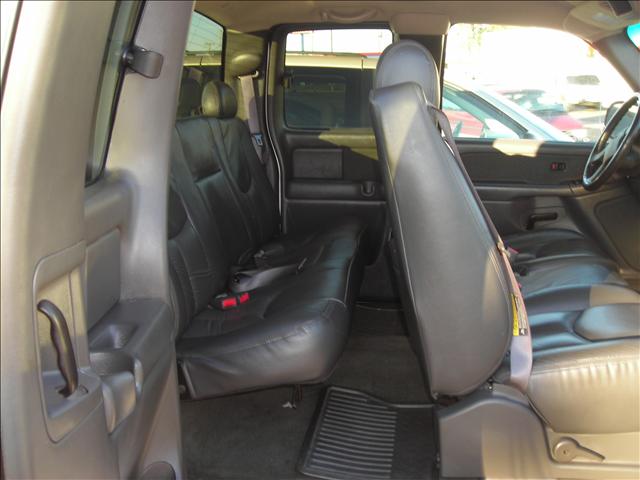 GMC Sierra 2003 photo 1