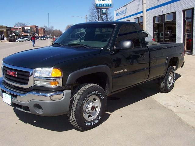 GMC Sierra 2003 photo 1
