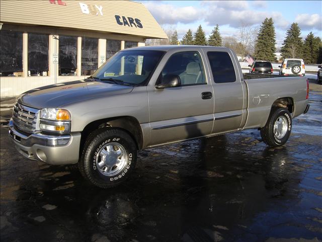 GMC Sierra 2003 photo 2
