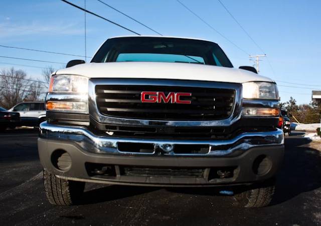 GMC Sierra 3.0L Sedan 4D Pickup