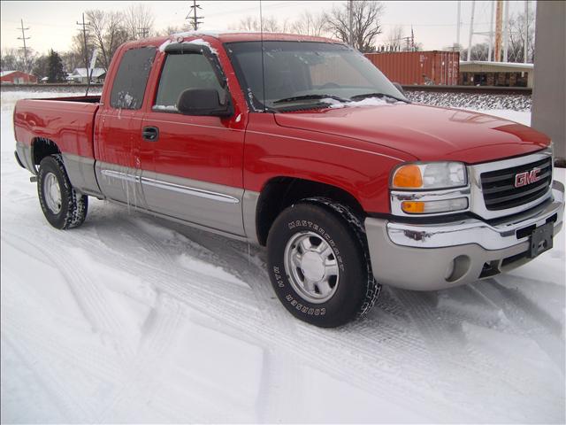 GMC Sierra 2003 photo 1