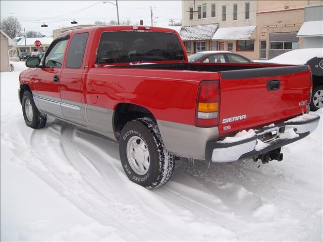 GMC Sierra 2003 photo 2