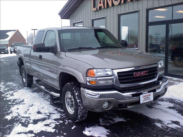GMC Sierra 2003 photo 1