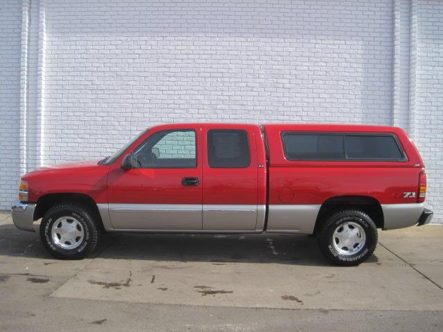 GMC Sierra 2003 photo 1