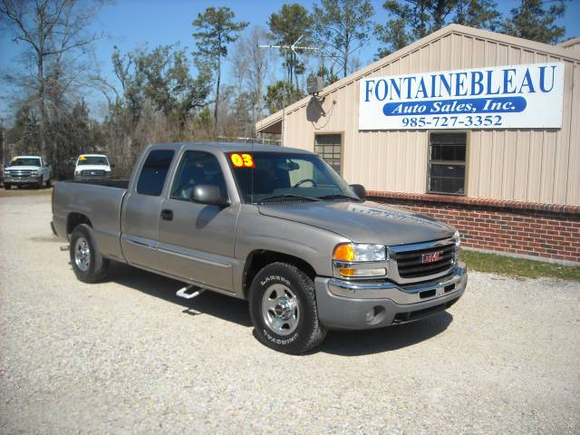GMC Sierra 2003 photo 1