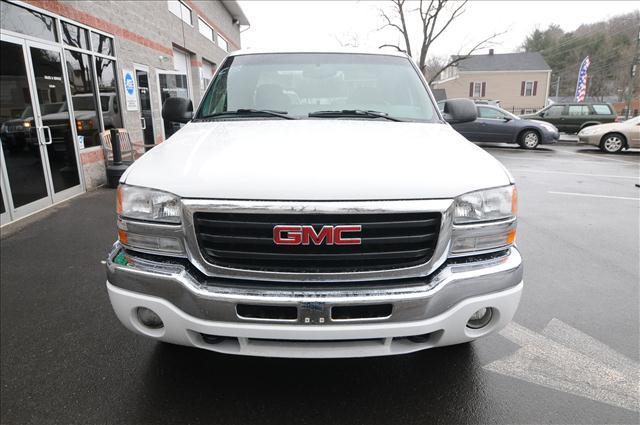 GMC Sierra 2003 photo 3