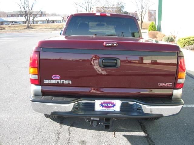 GMC Sierra 2003 photo 2