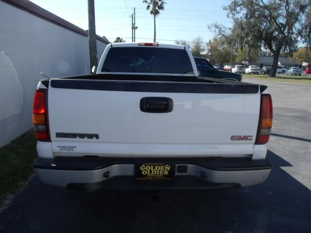 GMC Sierra 2003 photo 4