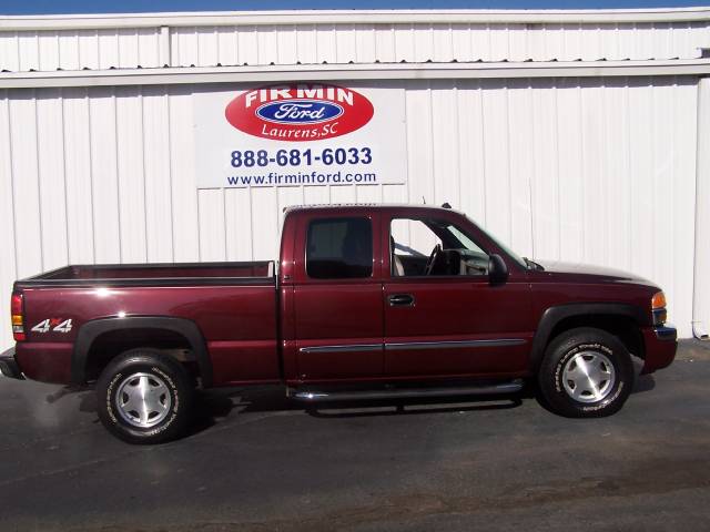 GMC Sierra 2003 photo 1